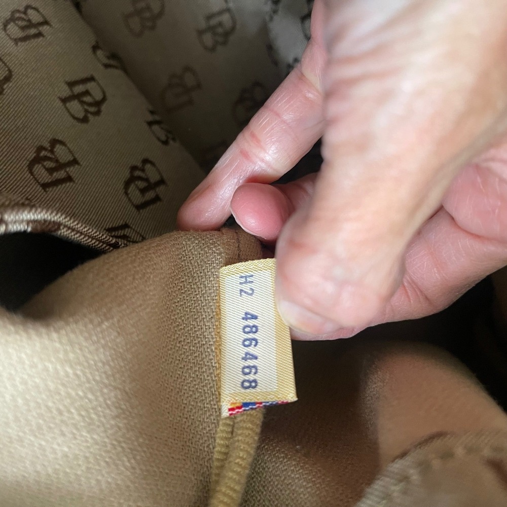 Dooney Bourke Vintage Anniversary Signature  Leather Tote & purse bag and pouch - Picture 11 of 13